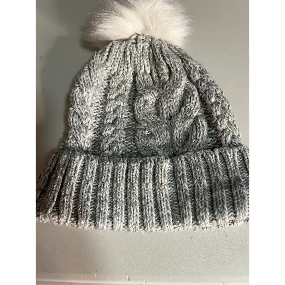 GAP Kids Girls Cable Knit Pom Beanie Hat Winter Warm Faux Fur Gray L/XL
